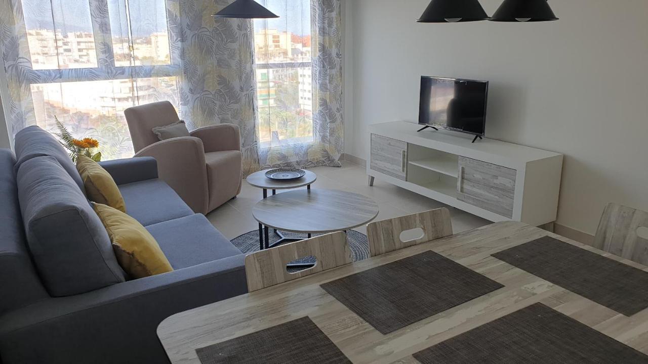 Estepona Puerto Leilighet Eksteriør bilde