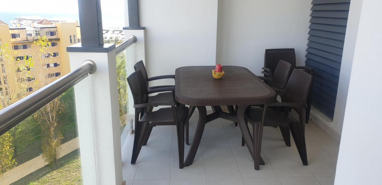 Estepona Puerto Leilighet Eksteriør bilde
